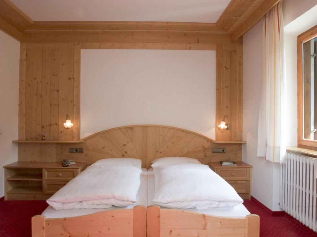 Hotel Garni Tofana Corvara In Badia Habitación foto