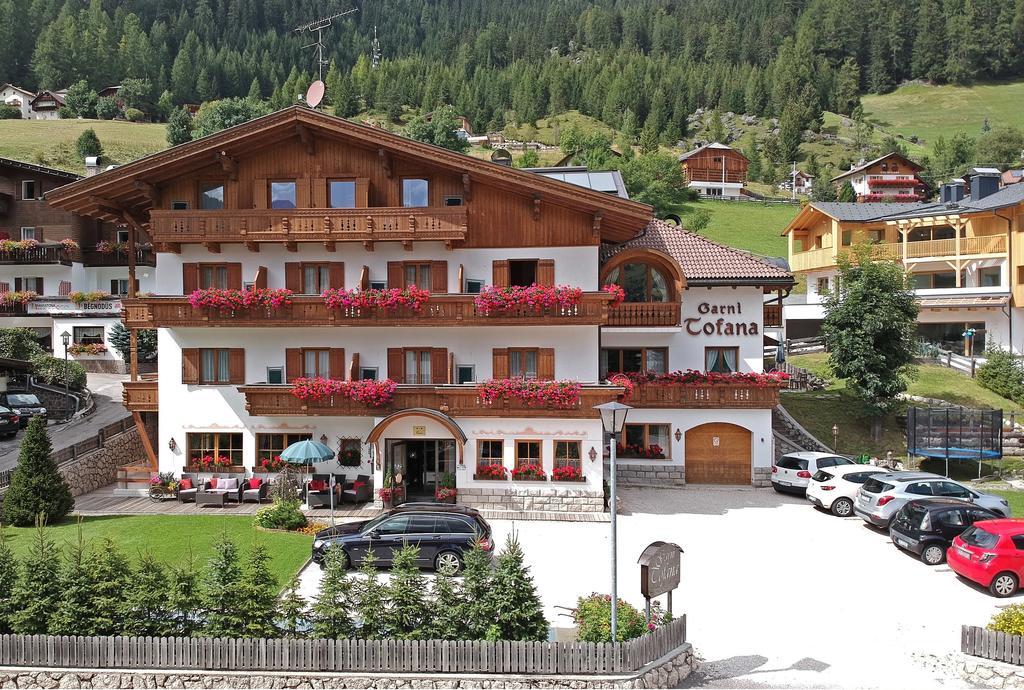 Hotel Garni Tofana Corvara In Badia Exterior foto